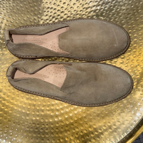 Elegant Beige Suede Astorflex Slip-On Loafers main image 8